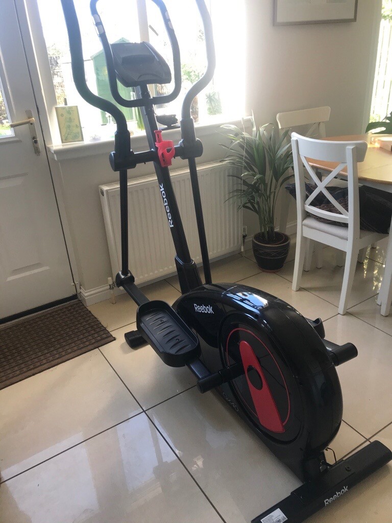 reebok electronic cross trainer